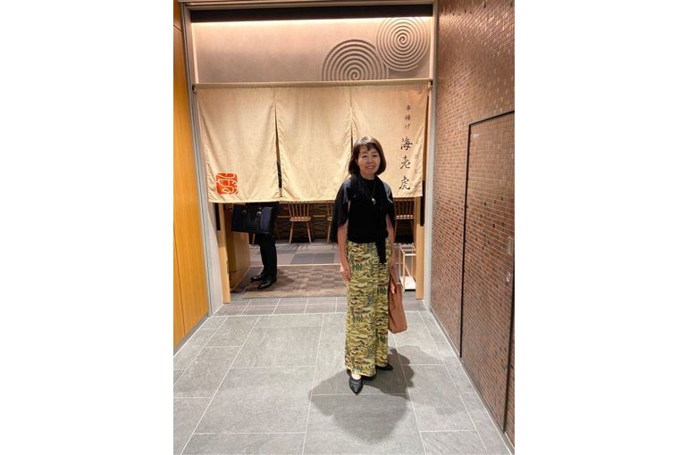 着物リメイクのワイドパンツ